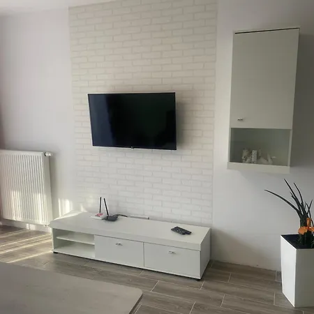 1 Tyskie Apartamenty Z Prywatnym Ogrodkiem تخه
