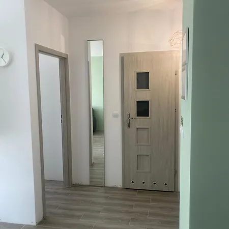 Appartement 1 Tyskie Z Prywatnym Ogrodkiem *
