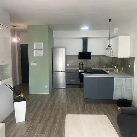 1 Tyskie Apartamenty Z Prywatnym Ogrodkiem