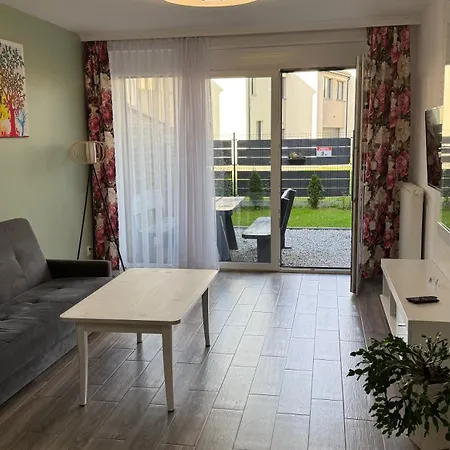 1 Tyskie Apartamenty Z Prywatnym Ogrodkiem شقة *