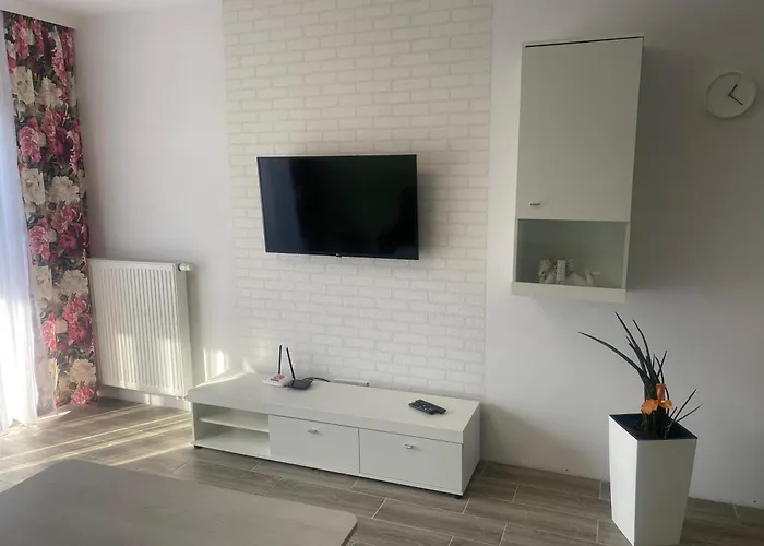 1 Tyskie Z Prywatnym Ogrodkiem טיצ'י