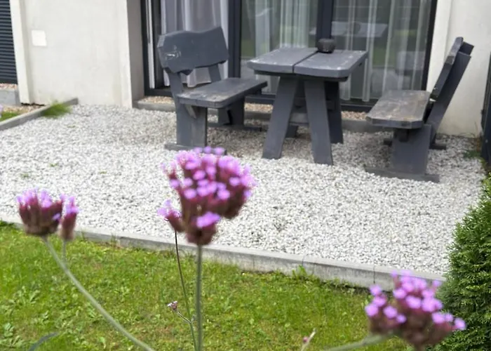 Appartement 1 Tyskie Z Prywatnym Ogrodkiem *